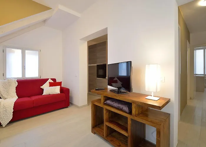 Rialto Deluxe Apartments